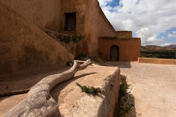 Agadir Day Trip to Taroudant and Tiout Oasis with Lunch - How much time do you spend in the vehicle?