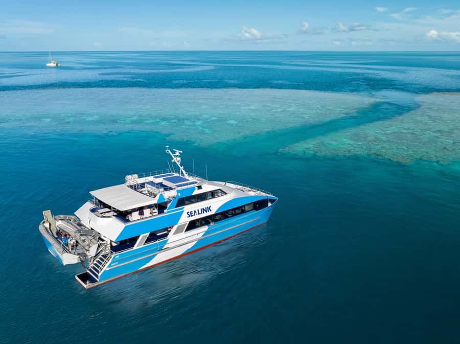 Airlie Beach: Outer Great Barrier Reef Snorkeling Day Trip - Food, breaks, and the rhythm of the day