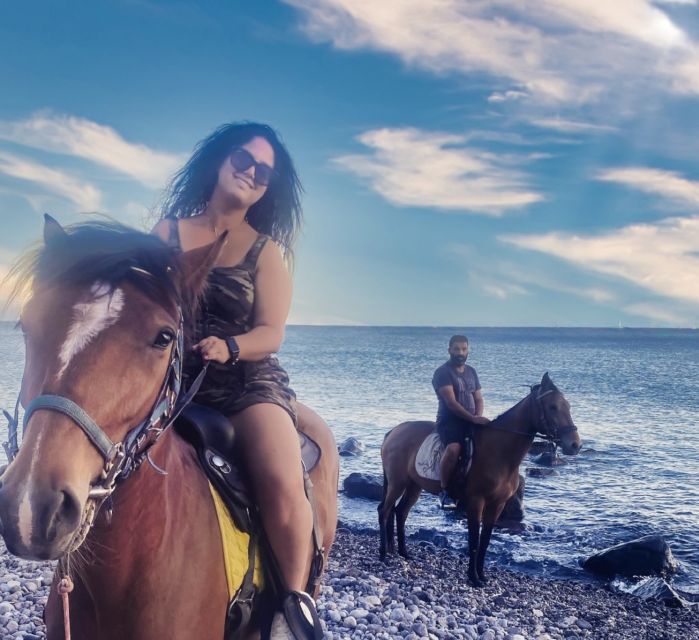 Akrotiri: Guided Horseback Riding Day Trip to a Beach - The practical question of transport