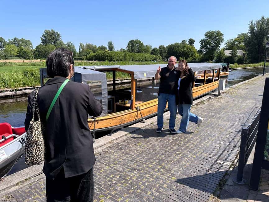 Amsterdam: Giethoorn Day Trip, with several guided options - The Giethoorn Canal Cruise