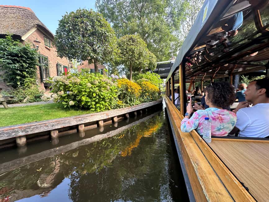 Amsterdam: Giethoorn Day Trip, with several guided options - The Guides Make the Day Feel Personal