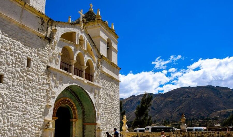 Andes: Colca Canyon Day-Trip - Lunch and free time in Chivay