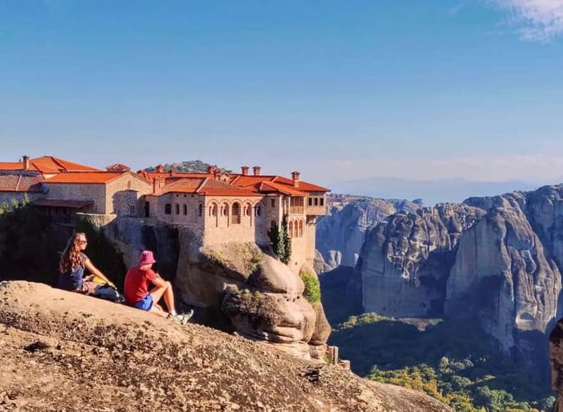 Athens: Meteora Day Trip in Spanish with Live Guide & Lunch - The Hermit Caves and the Views Beyond the Monasteries