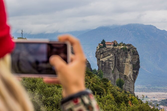 Athens: Meteora Monasteries, Caves & Coastal Stopovers with Lunch - Three monasteries give you the inside experience