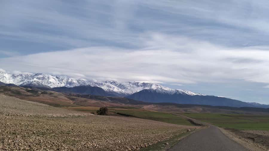 Atlas Mountains and 4 Valleys Day Trip - Walking Through Imlil Valley