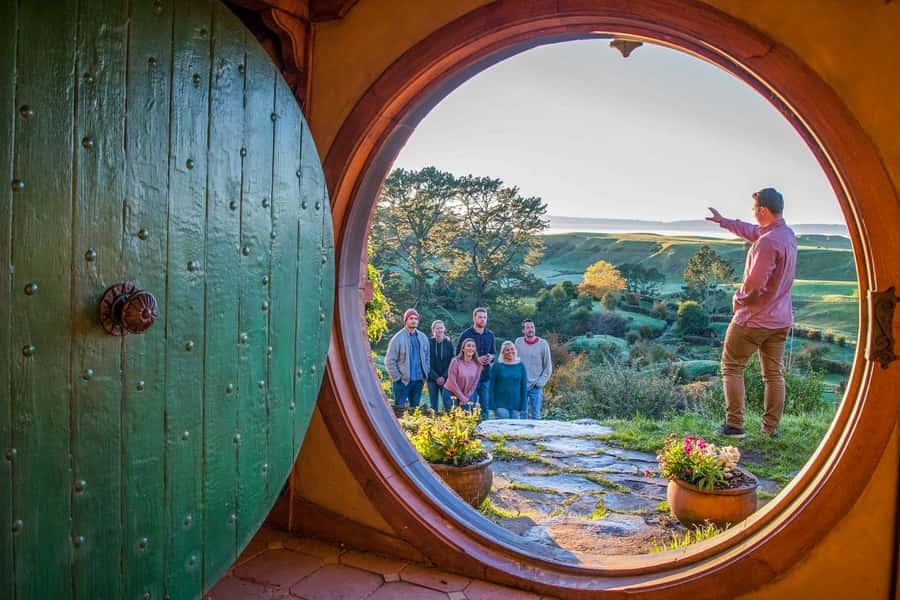 Auckland: Hobbiton Movie Set Day Trip with Festive Lunch - Walking among Hobbit holes and film details