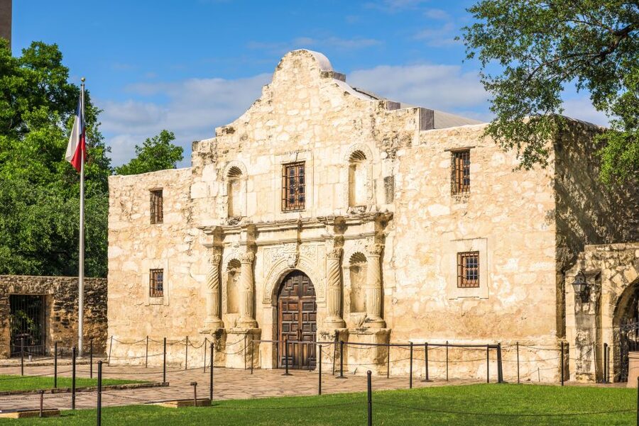 Austin to San Antonio Day Trip: Alamo Tour & Boat Cruise - Key points to know before booking