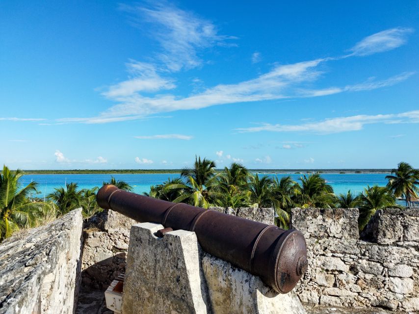 Bacalar: Lagoon, Pirate Canal, Stromatolite Day Trip w/Lunch - Quiet Time at Isla Pájaros