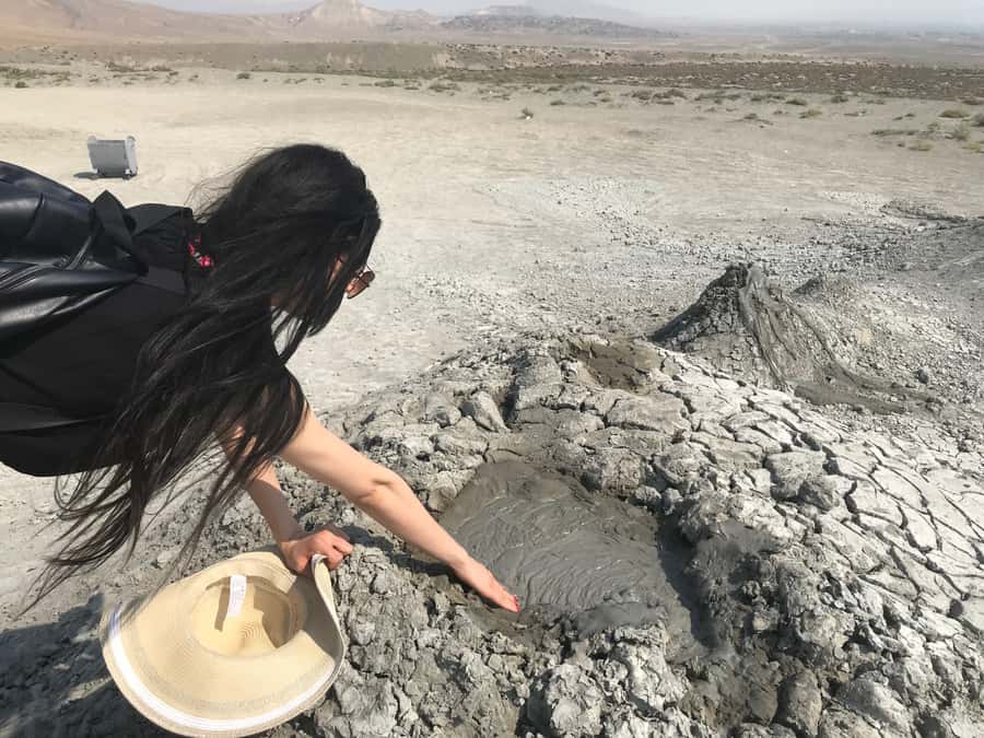 Baku: Gobustan, Volcanoes, Fire Temple and Yanardag Day Trip - Mud volcanoes on the coastal plain
