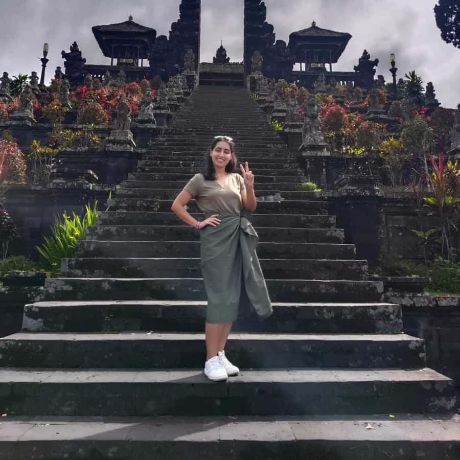 Bali : Day Trip to Besakih Temple & 2 Hidden Waterfalls - Lunch, coffee, and what may get squeezed out