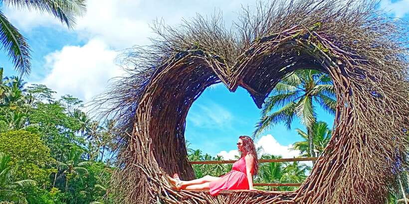 Bali: Ubud Waterfall, Village and Pool Club Day Trip - What the guide adds to a private car