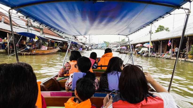 Bangkok: Maeklong Railway & Amphawa Floating Market Day Trip - Should you book this Bangkok day trip?