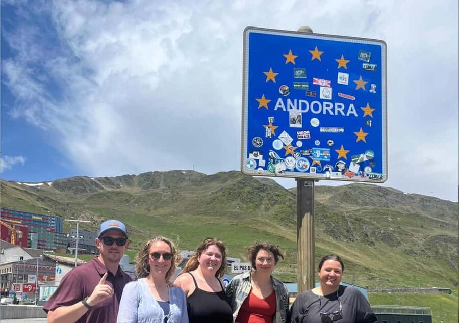 Barcelona: Guided Day Trip to Andorra, France, and Spain - Bagà: a short look at medieval Catalonia