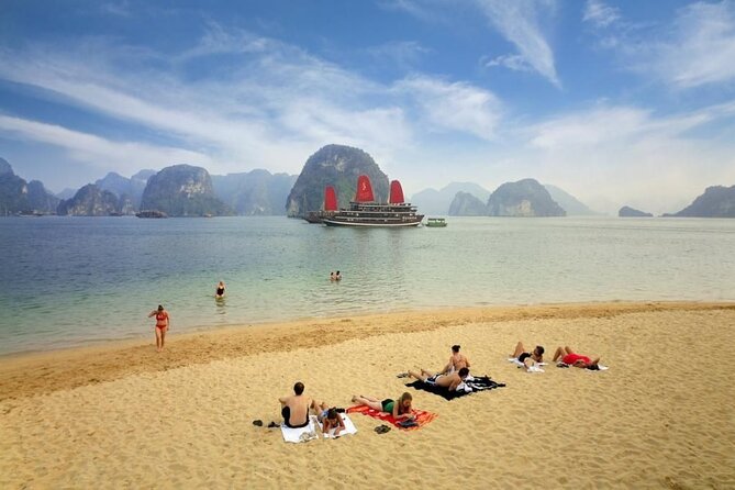 Best Halong 5 star Day Trip, inclusive,buffet,cave,kayak,transfer - The morning ride from Hanoi to Tuan Chau