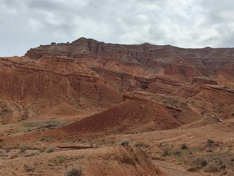 Bishkek: Ancient Burana Tower and Konorchek Canyons Day Trip - What the guide adds to the day
