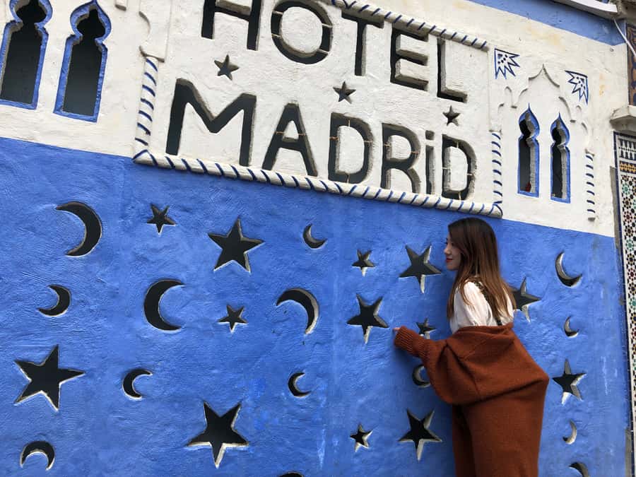 Blue City magic: Affordable Day Trip from Fez to Chefchaouen - The early pickup in Fez