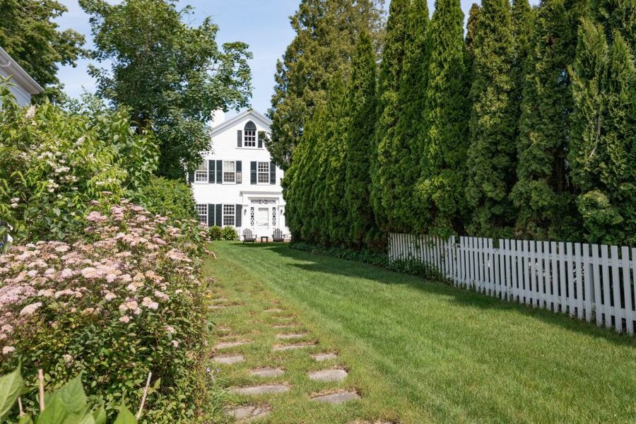 Boston: Martha's Vineyard Day Trip with Optional Island Tour - Is the $129 Price Worth It?