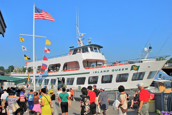Boston to Martha's Vineyard Day Trip with Optional Island Tour - Edgartown: the best free-time stop