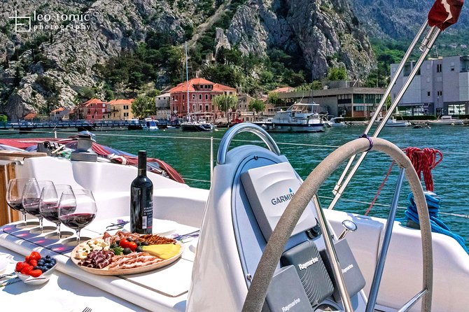 Brac Island One-Day Trip with the Sailboat Nana - Private Tour - Starting in Omiš, not central Split