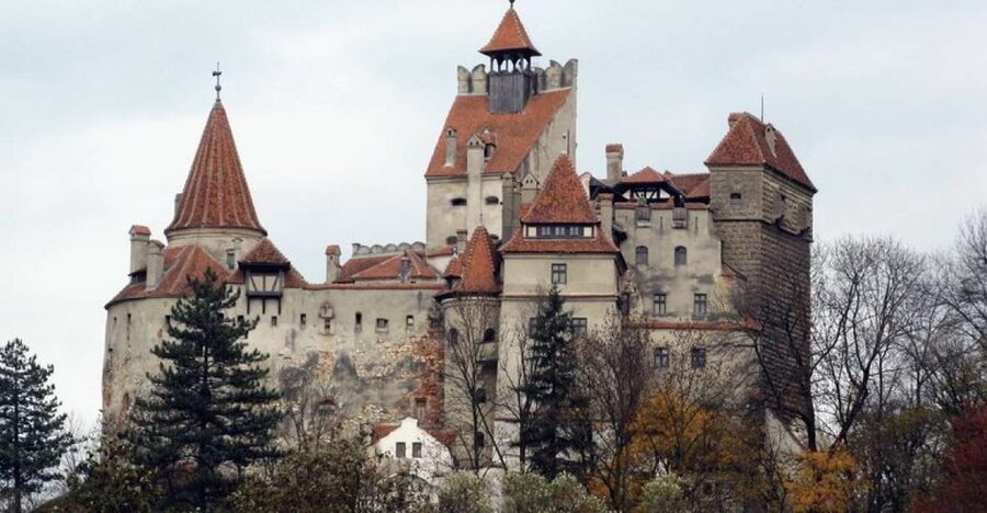 Bucharest: Bran & Peles Castle with Rasnov Citadel Day Trip - Peles Castle and Romania’s royal style