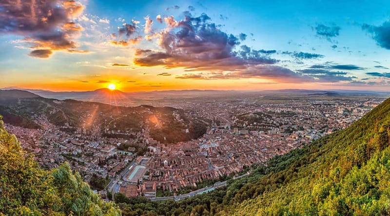 Bucharest: Day Trip to Bear Sanctuary, Bran Castle & Brasov - At a glance: what makes this day trip worthwhile