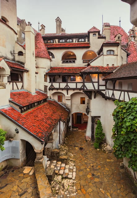 Bucharest: Peles & Dracula's Castle and Brasov Full-Day Trip - Food, tickets, and small planning choices