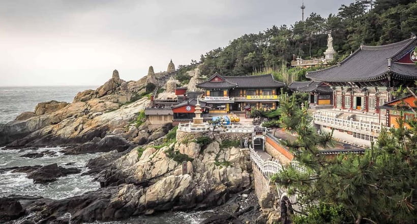Busan: Day Trip with Gamcheon Culture Village and Sky Walk - Songdo Sky Walk and Busan’s open coast