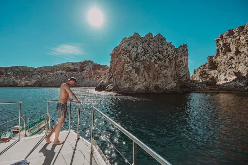 Cala Rajada: Boat Excursion with Drinks and Food - Lunch on board around midday