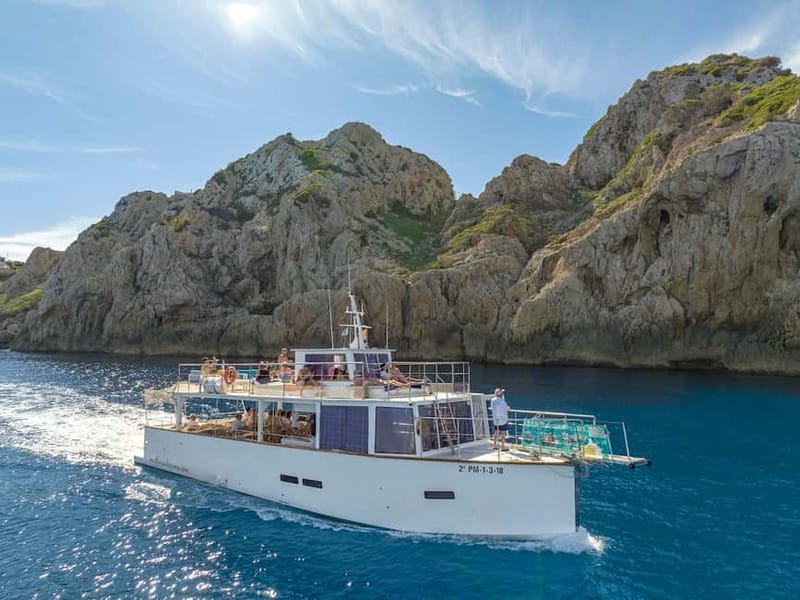 Cala Rajada: Boat Excursion with Drinks and Food - Who will get the most from this outing