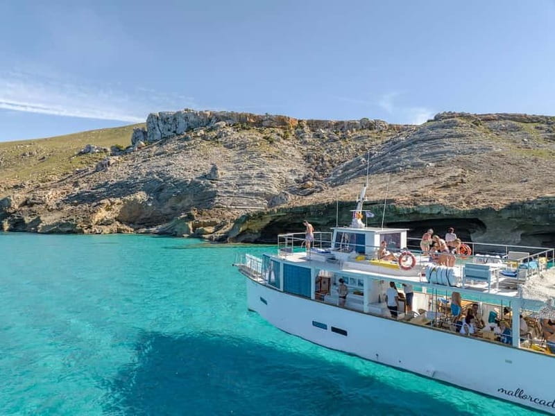 Cala Rajada: Boat Excursion with Drinks and Food - Along Mallorca’s east and northeast coast