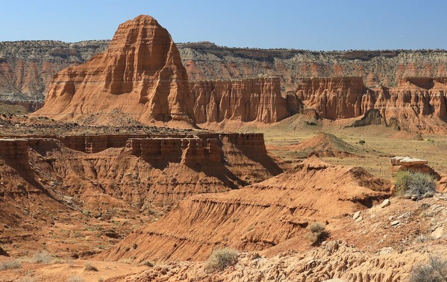 Capitol Reef National Park: Cathedral Valley Day Trip - The Fremont River sets the tone