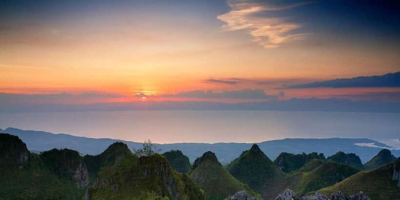 Cebu: Osmeña Peak and Kawasan Falls Canyoneering Day Trip - Should you book it?