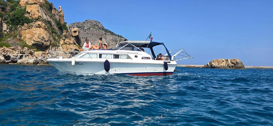 Cefalù: Coast-to-coast boat day trip with snorkeling and aperitif - Cefalù Beach: The Main Aperitif Stop