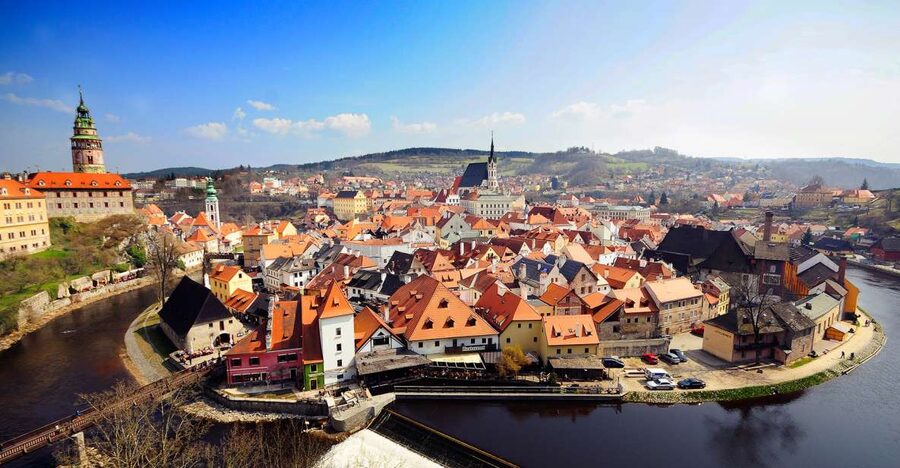 Český Krumlov - FULL DAY TRIP WITH LIVE GUIDE - Why Český Krumlov earns a full day from Prague