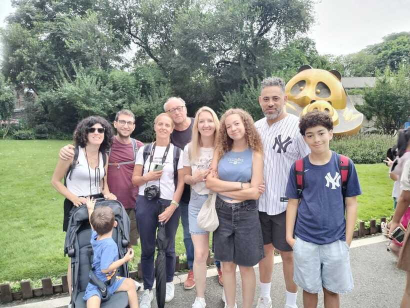 Chengdu: Giant Panda and Leshan Buddha Day Trip - Should you book the Chengdu panda and Leshan tour?