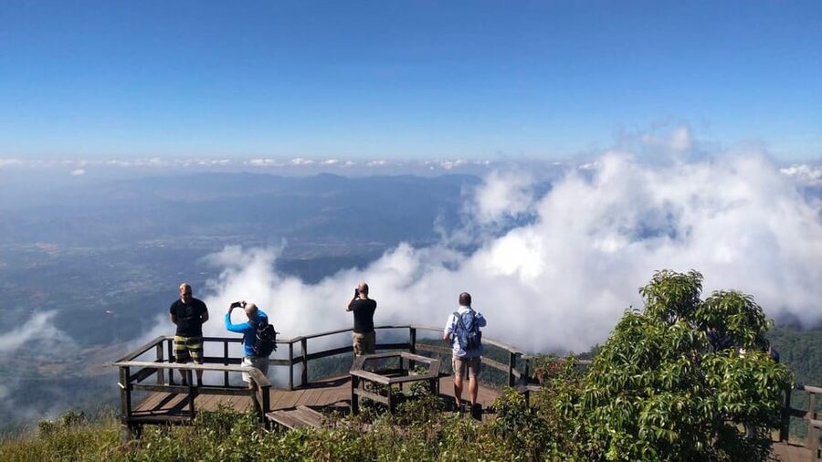 Chiang Mai: Doi Inthanon Park with Kew Mae Pan Hike Day Trip - Reaching Doi Inthanon from Chiang Mai