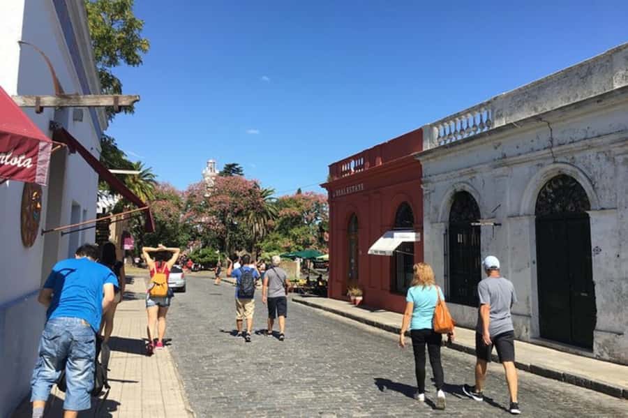 Colonia del Sacramento: Small-Group Day Trip - Entering the Old Town through the city gate
