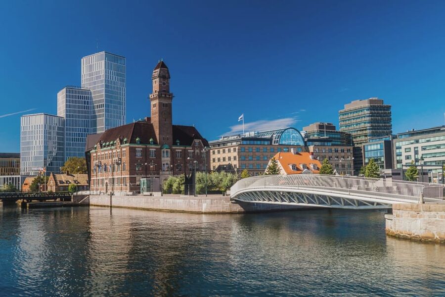 Copenhagen: Full-Day Trip to Malmö by Train - Swedish fika, lunch, and time to slow down