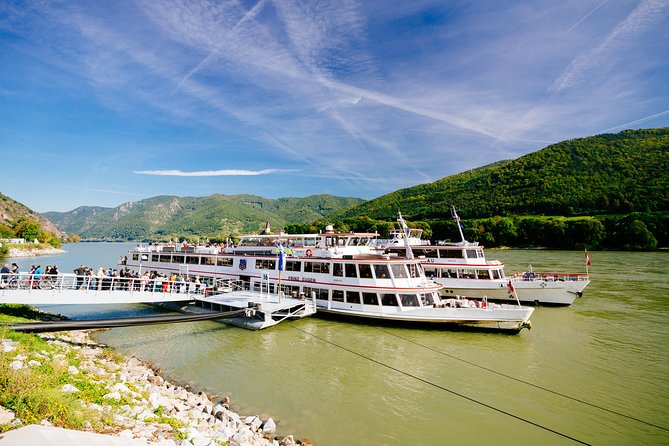 Danube Valley Day Trip from Vienna - Cruising from Spitz toward Melk