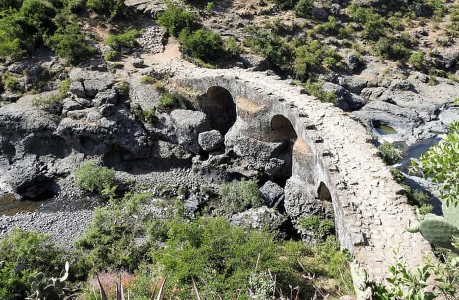 Day trip Debre Libanos, Bule nile George &Portugal Bridge - Gelada baboons and birdlife at the gorge
