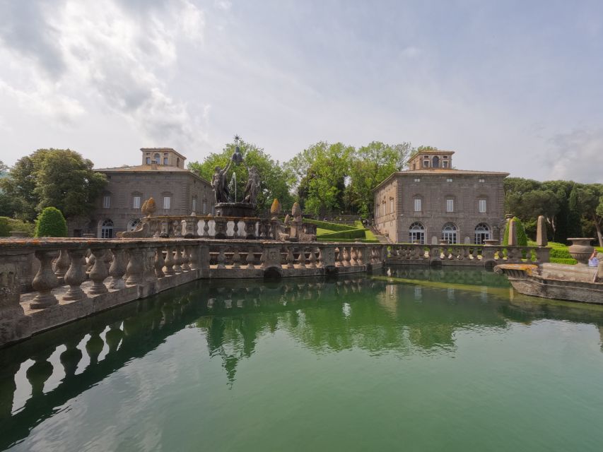 Day trip Frm Rome: Civita di Bagnoregio & Villa Lante Garden - How to use the two-and-a-half-hour stop