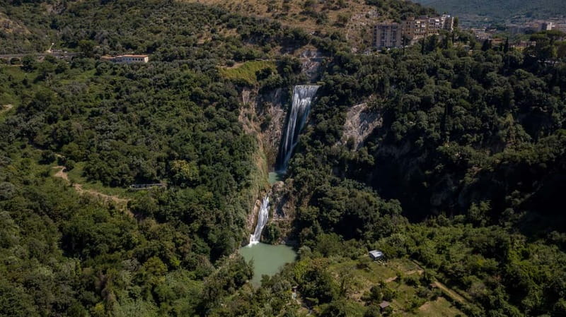 Day trip Rome by car : Tivoli Unesco Villa D'este & Hadrian - The Grande Cascata viewpoint adds a welcome change