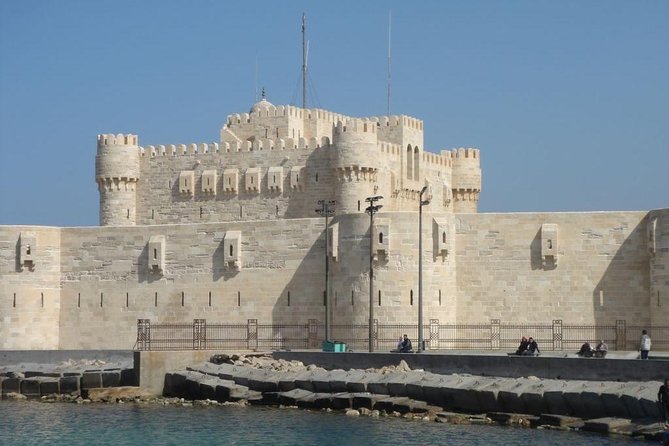 Day-Trip to Alexandria from Cairo by Private Car - Kom el Shoqafa, the underground highlight