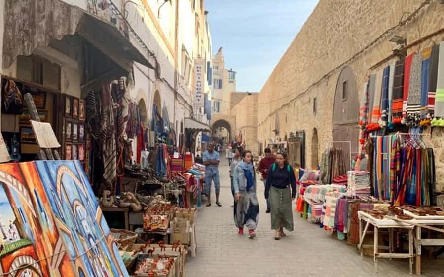 DAY TRIP TO ESSAOUIRA FROM MARRAKECH - Food, beach time, and what to pack