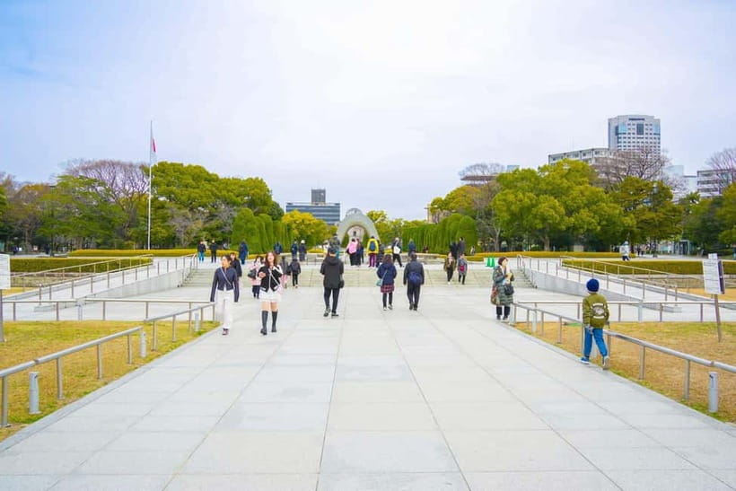 Day Trip to Hiroshima & Miyajima with Itsukushima Shrine - Entering Itsukushima Shrine