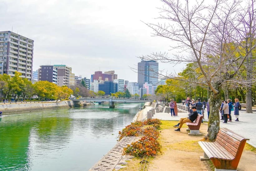Day Trip to Hiroshima & Miyajima with Itsukushima Shrine - Who will get the most from this tour?