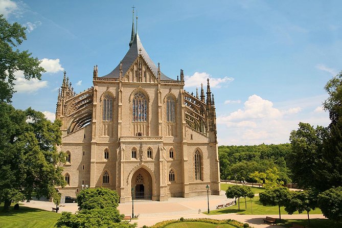 Day Trip to Kutná Hora by train from Prague - Lunch: tasty, useful, and sometimes rushed