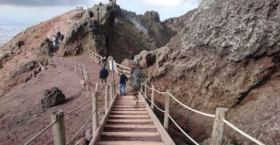 Day Trip to Pompeii & Vesuvius from Naples - Key points to know before booking