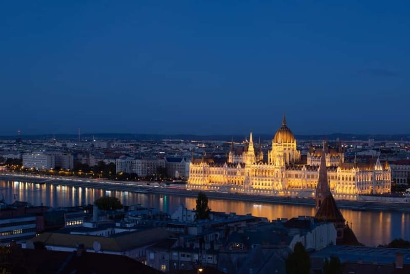 Day trips from Vienna: Bratislava and Budapest with Guide - What this Vienna day trip is really designed to do