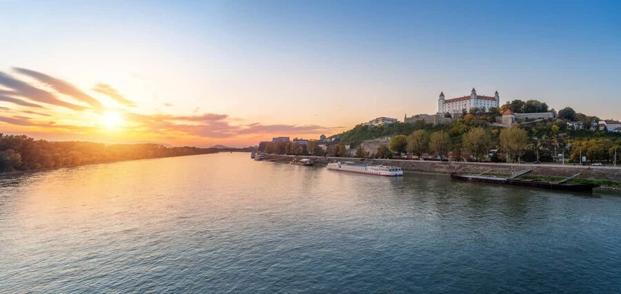 Day trips from Vienna: Bratislava and Budapest with Guide - Bratislava: a short walk with a strong sense of place